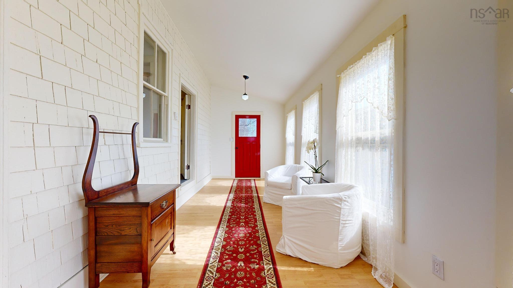 Thumbnail image for 62 Chapel Street MLS<sup>®</sup> 202506211