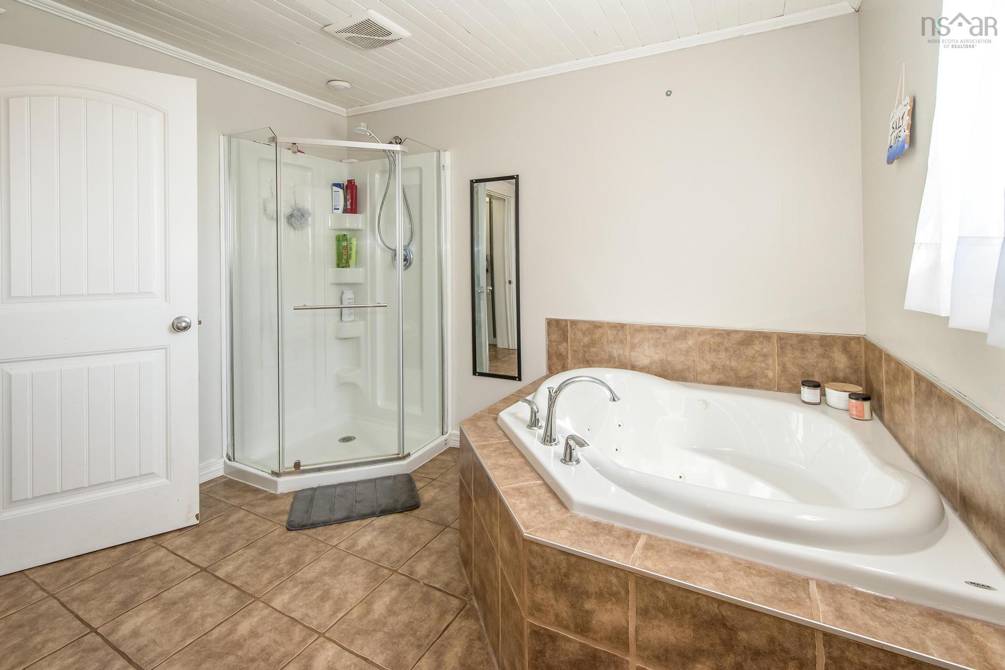 Thumbnail image for 1 Atlantic Street MLS<sup>®</sup> 202506896