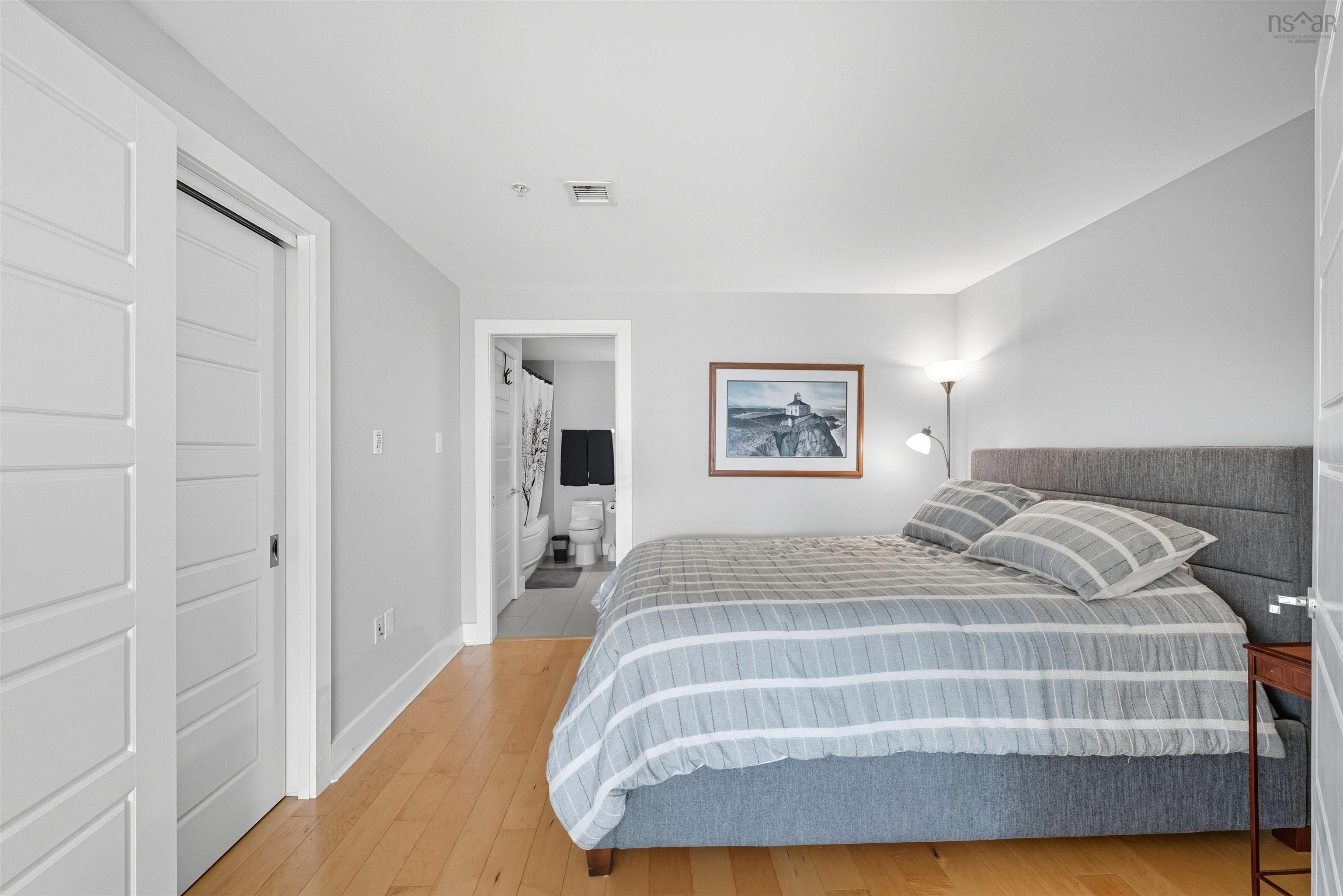 Thumbnail image for 307 31 Kings Wharf Place MLS<sup>®</sup> 202507167