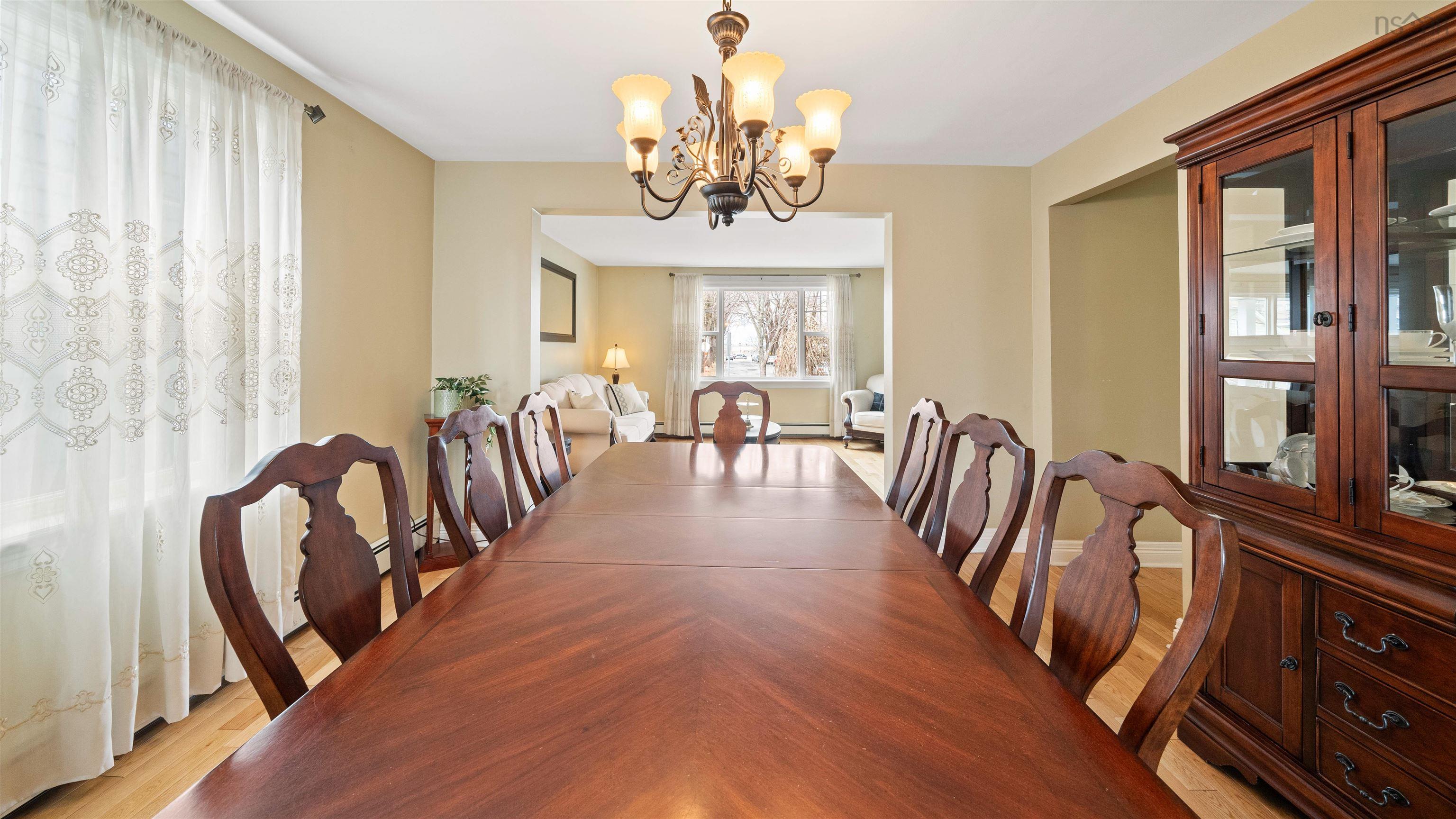 Thumbnail image for 6188 Windsor Terrace MLS<sup>®</sup> 202507206