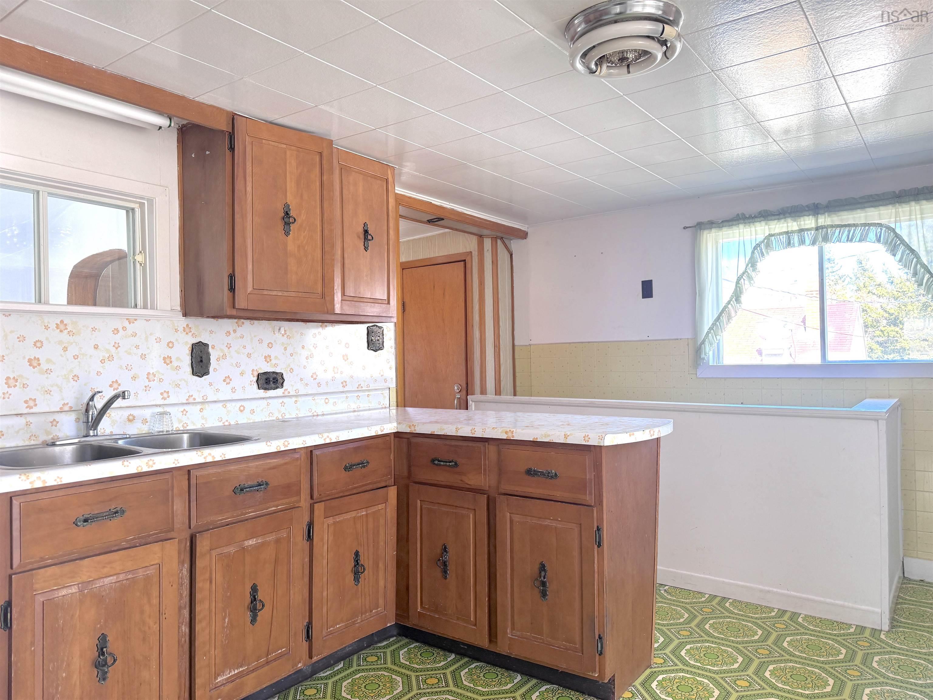 Thumbnail image for 568 Dingwall Road MLS<sup>®</sup> 202508326