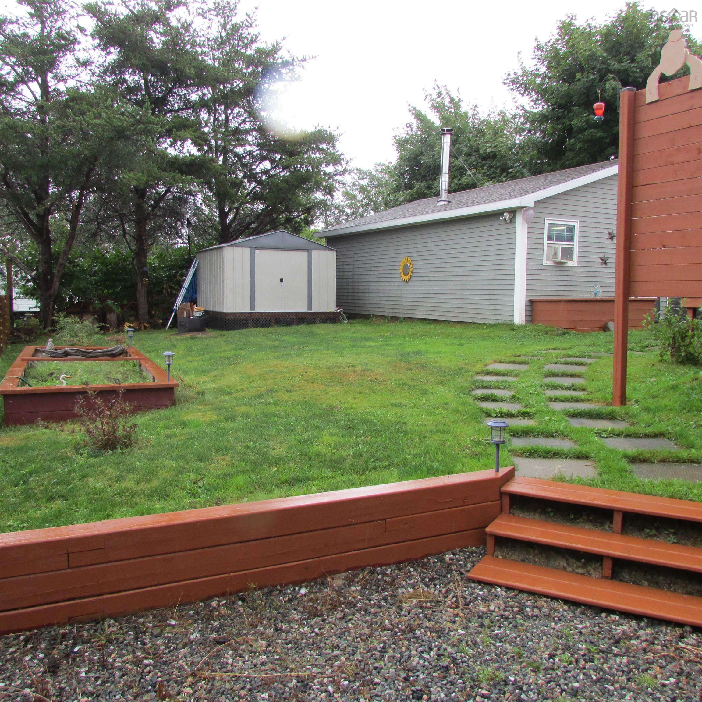 Thumbnail image for 5 PERO Street MLS<sup>®</sup> 202508368