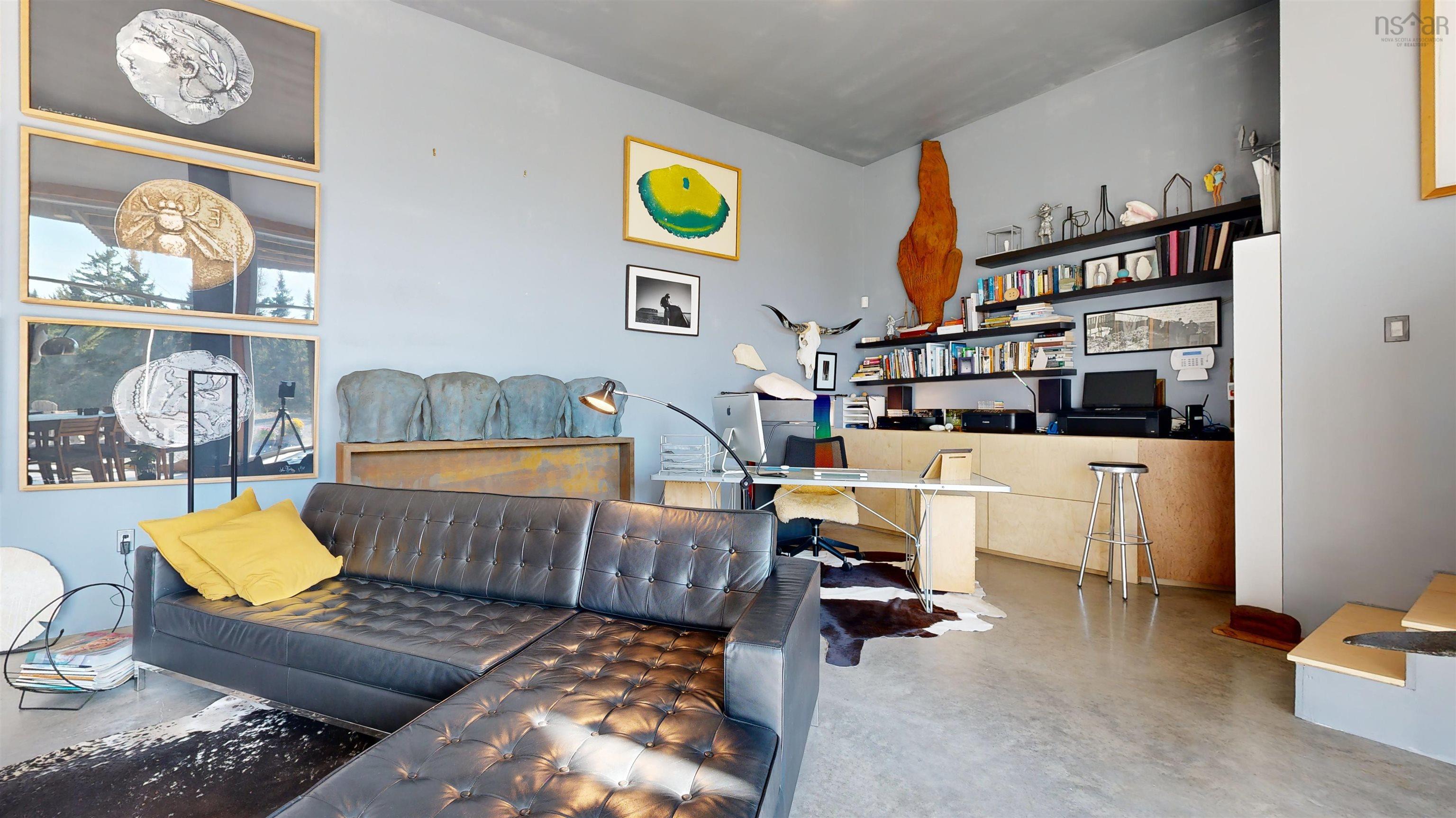 Thumbnail image for 520 Indian Path Road MLS<sup>®</sup> 202508570