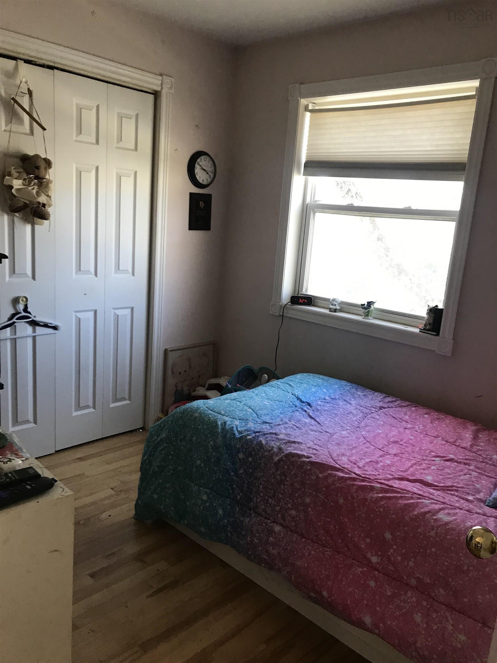 Thumbnail image for 6546 Almon Street MLS<sup>®</sup> 202508677