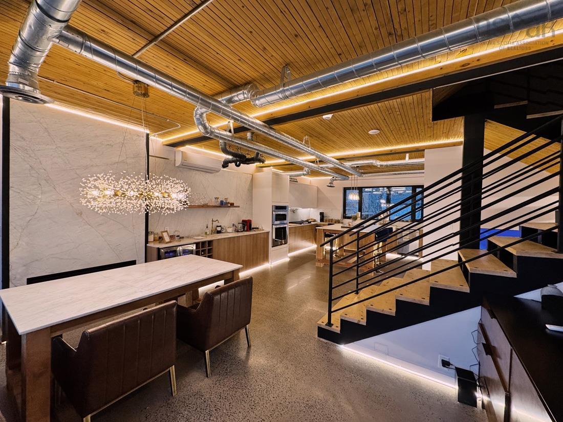 Thumbnail image for 3572/3574 Acadia Street MLS<sup>®</sup> 202509054