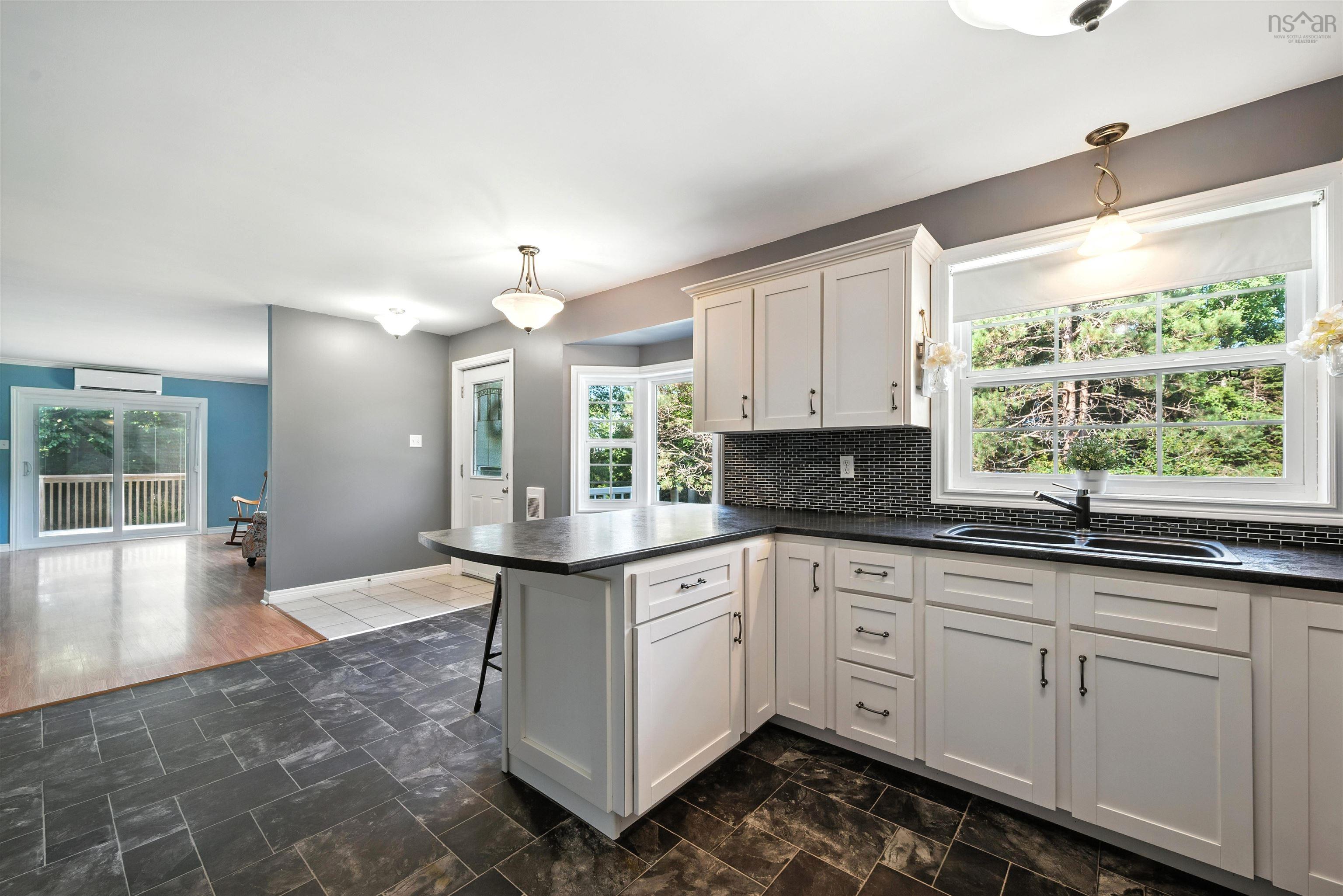 Thumbnail image for 18 Archibald Drive MLS<sup>®</sup> 202518700