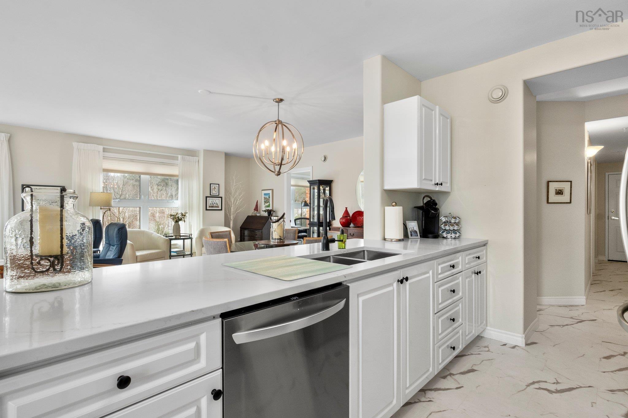 Thumbnail image for 301 89 Waterfront Drive MLS<sup>®</sup> 202518760