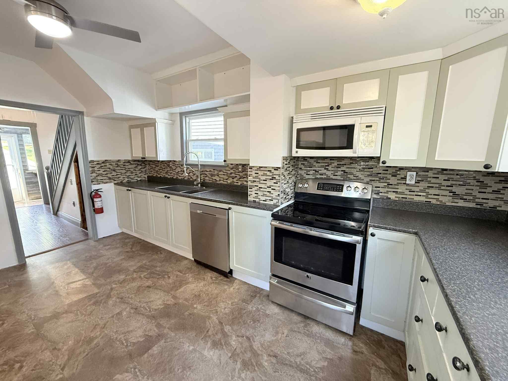 Thumbnail image for 22 Rodney Road MLS<sup>®</sup> 202521841