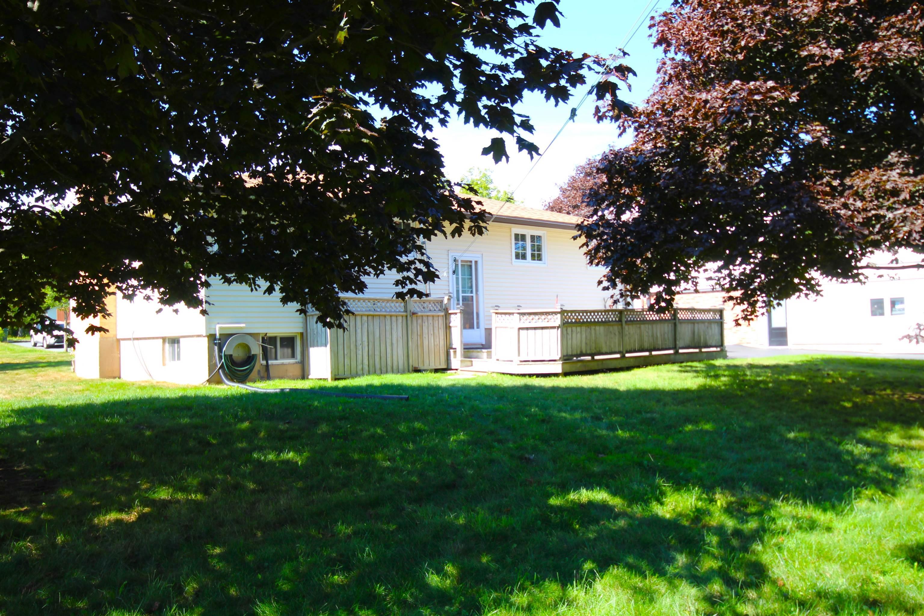 Thumbnail image for 304 Astral Drive MLS<sup>®</sup> 202522366