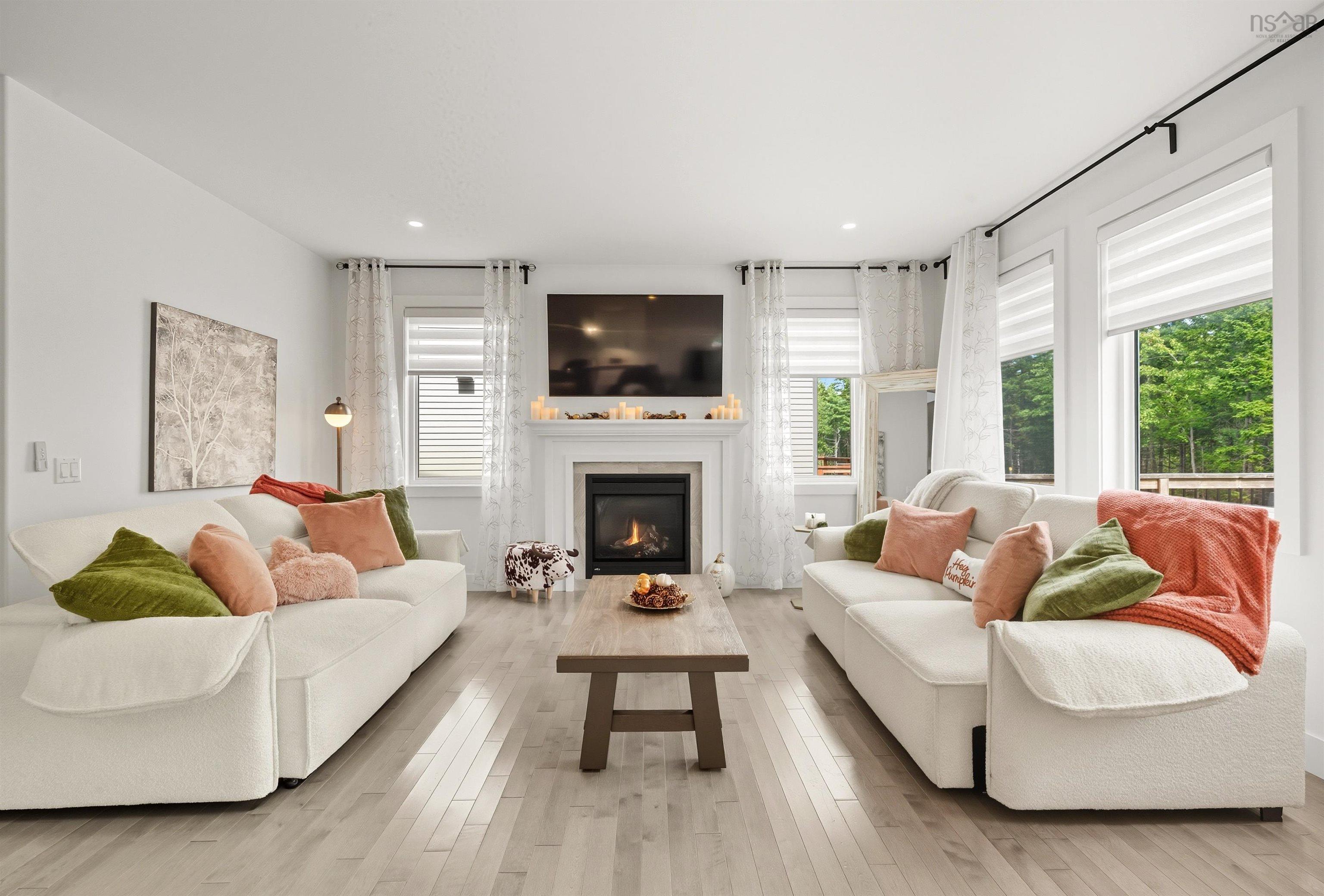 Thumbnail image for 16 Shirley Elliot Court MLS<sup>®</sup> 202522915