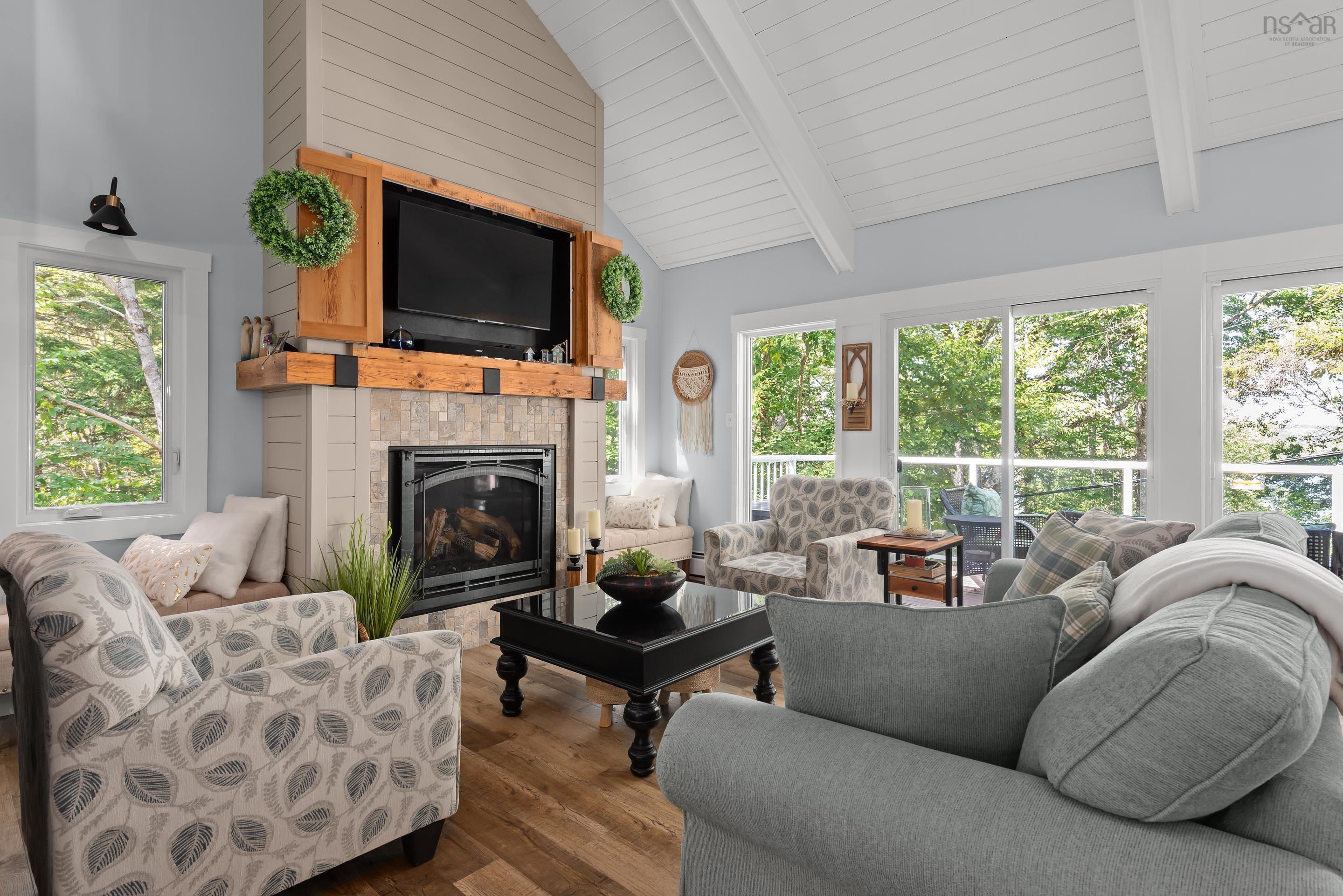 Thumbnail image for 19 Sawdust Road MLS<sup>®</sup> 202523849