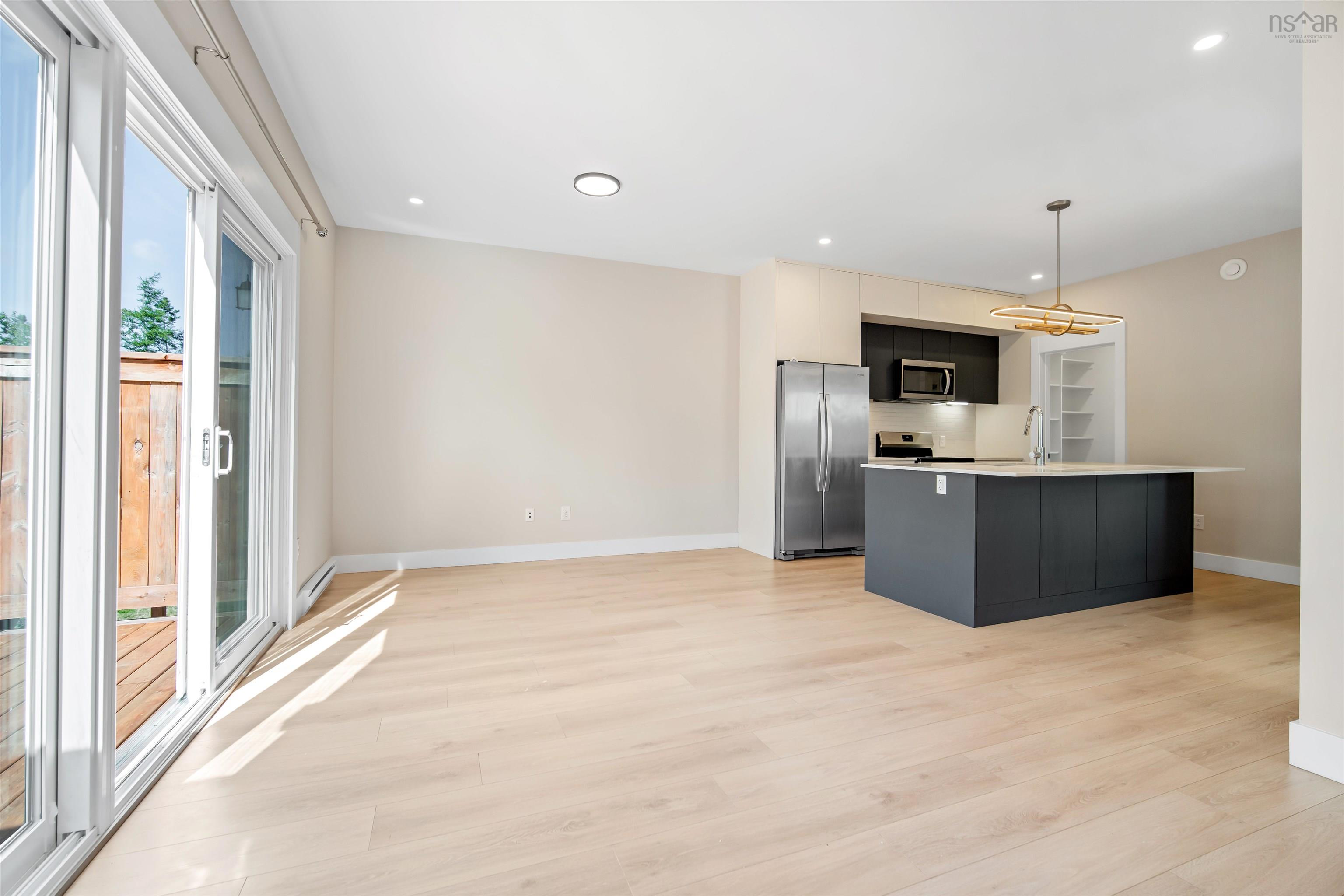 Thumbnail image for 95 Honeygold Drive MLS<sup>®</sup> 202523961