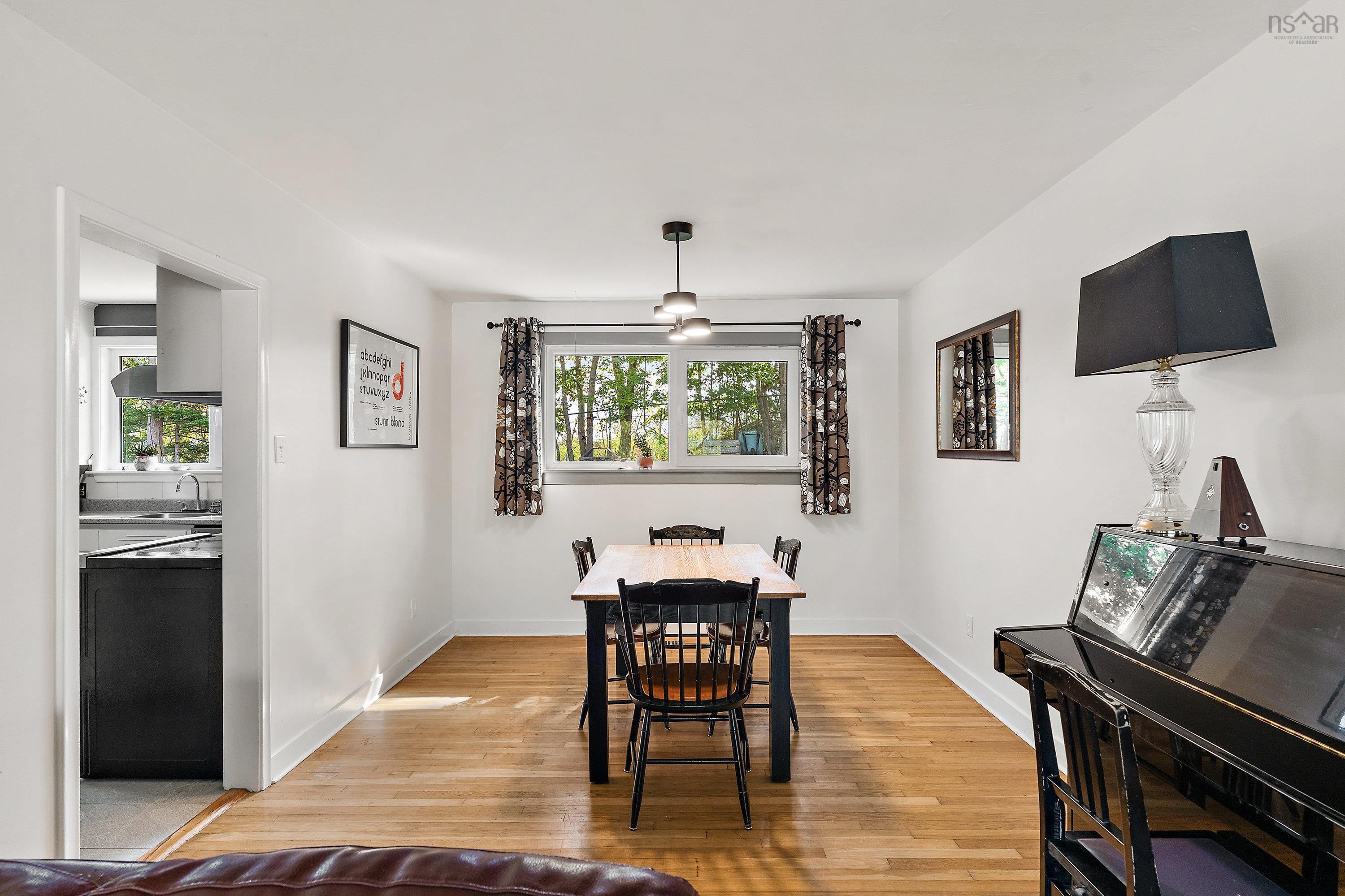 Thumbnail image for 24 Canary Crescent MLS<sup>®</sup> 202525505