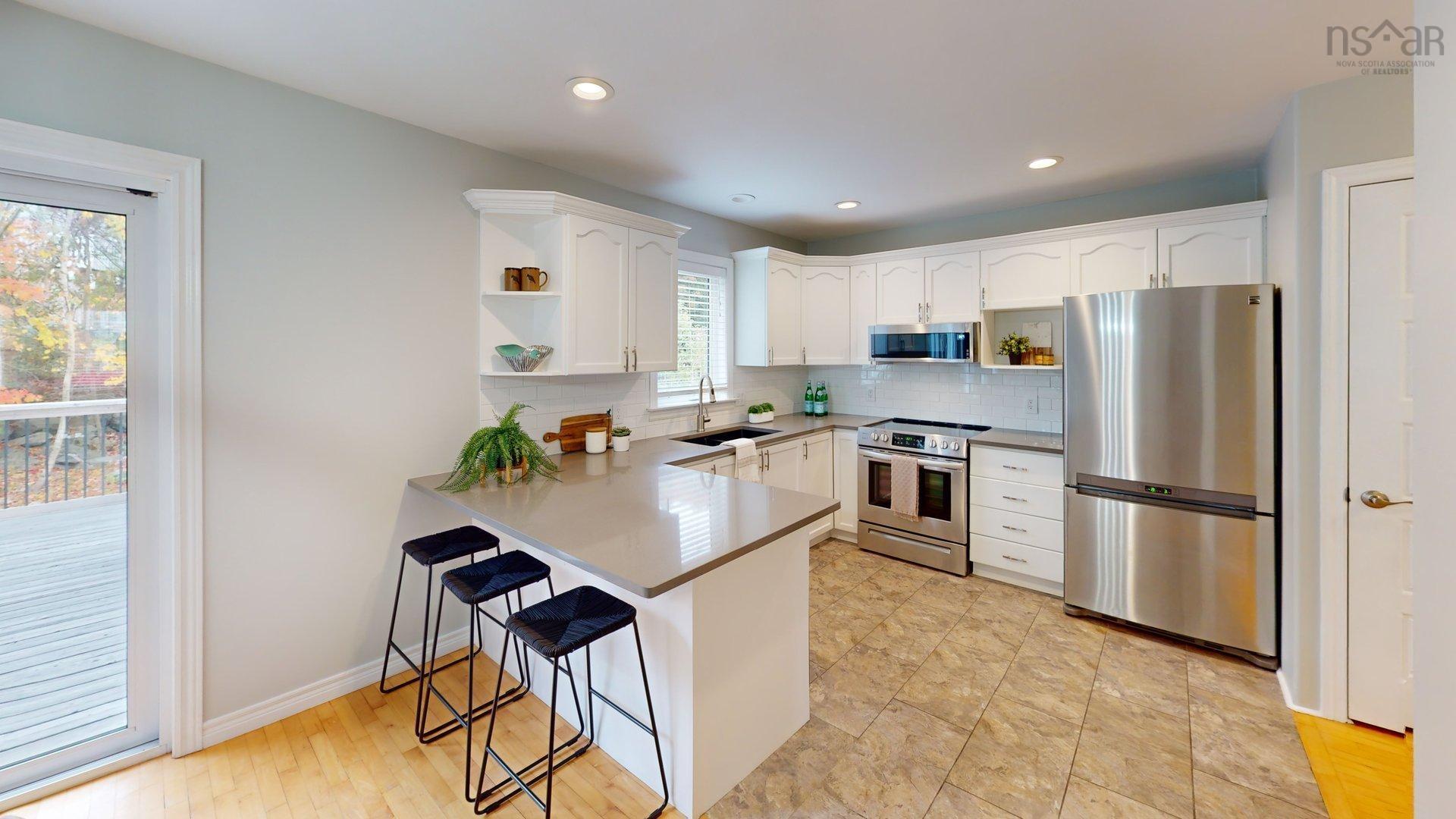 Thumbnail image for 3 Tutor Court MLS<sup>®</sup> 202526347