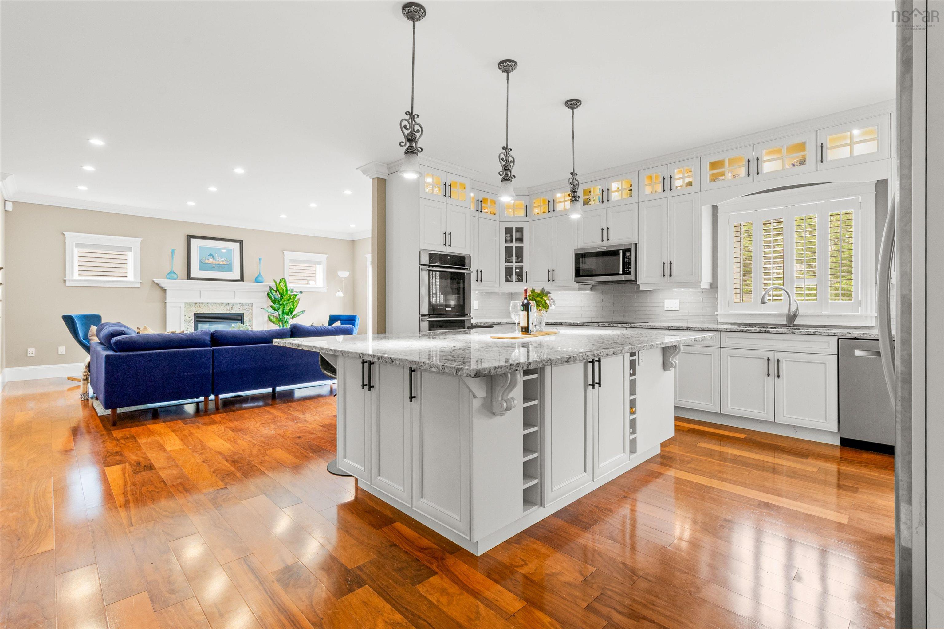 Thumbnail image for 55 Sophia Street MLS<sup>®</sup> 202526634