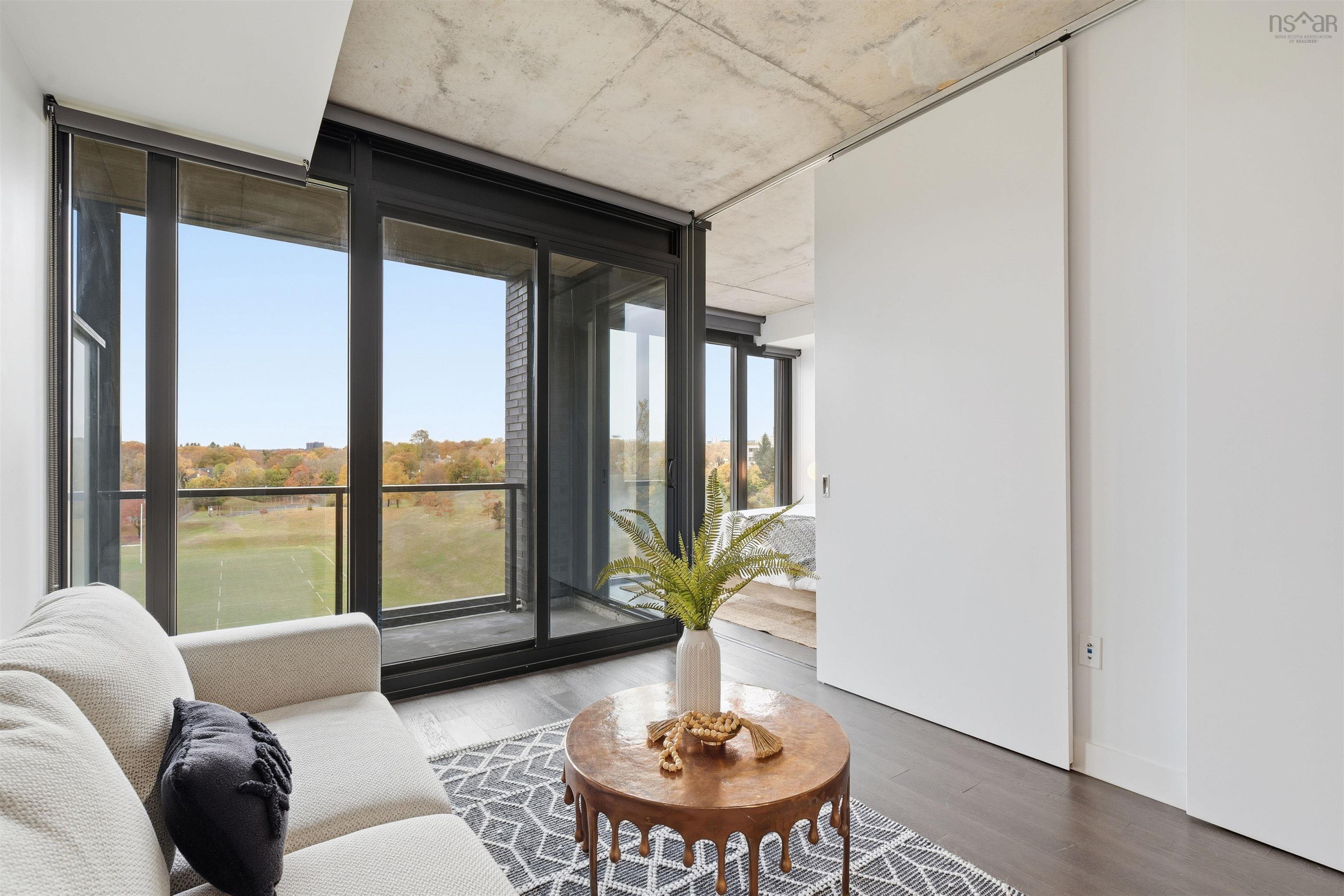 Thumbnail image for 602 1048 Wellington Street MLS<sup>®</sup> 202526758