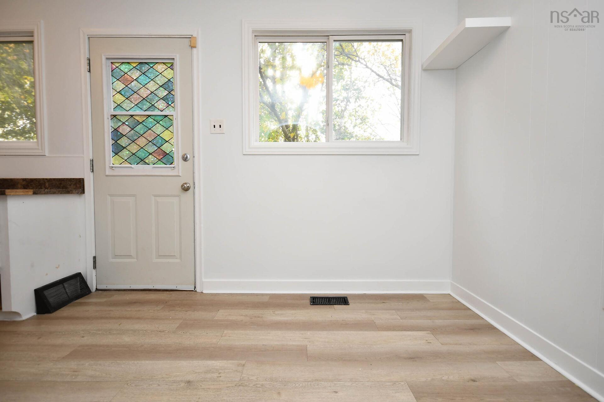 Thumbnail image for 36 Regent Drive MLS<sup>®</sup> 202526882