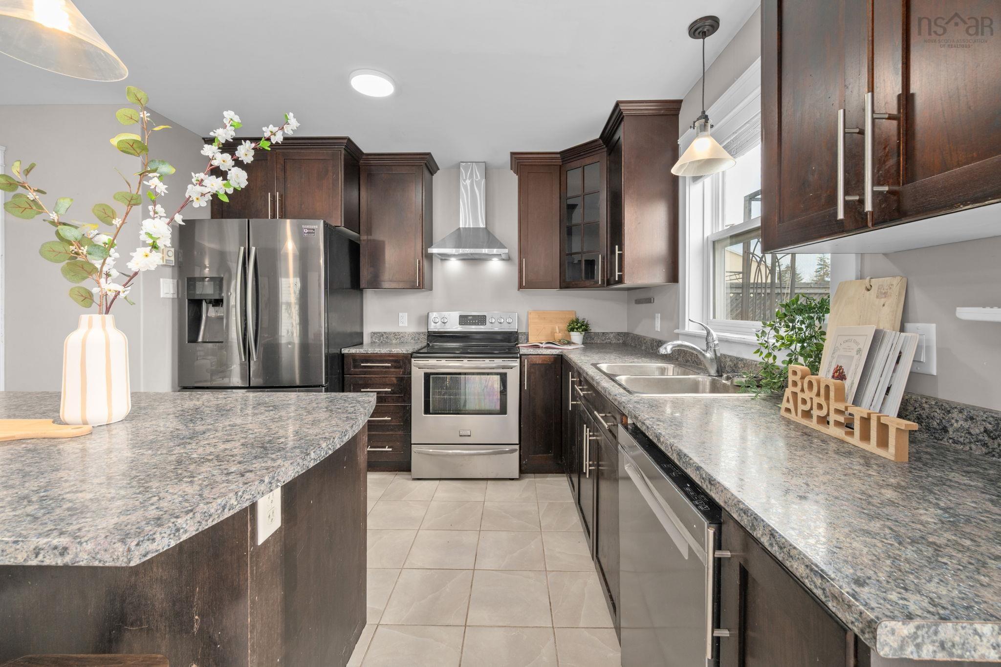 Thumbnail image for 45 Avebury Court MLS<sup>®</sup> 202526890