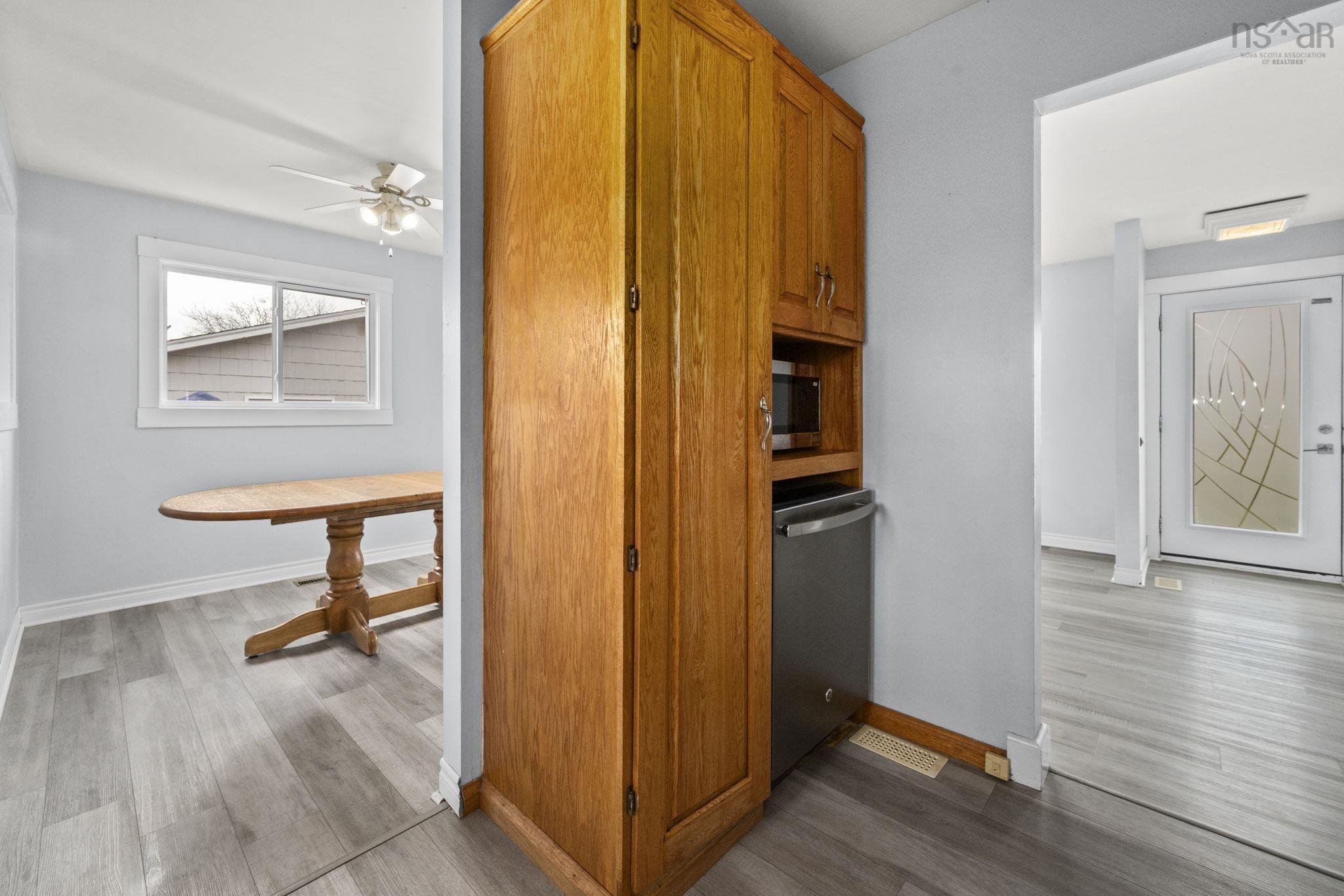 Thumbnail image for 37 Kipling Drive MLS<sup>®</sup> 202527404