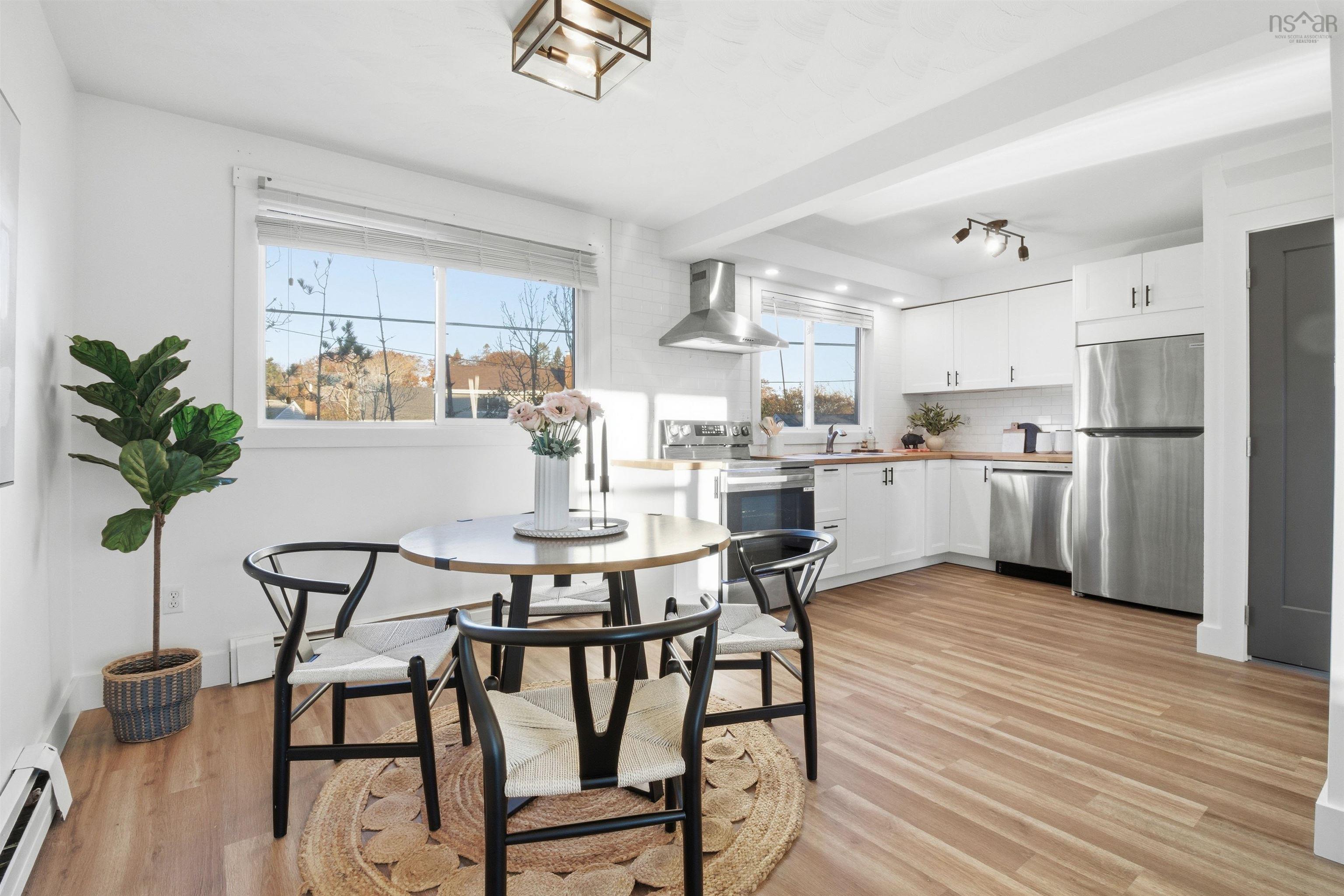 Thumbnail image for 12 FRANCES COURT MLS<sup>®</sup> 202527529