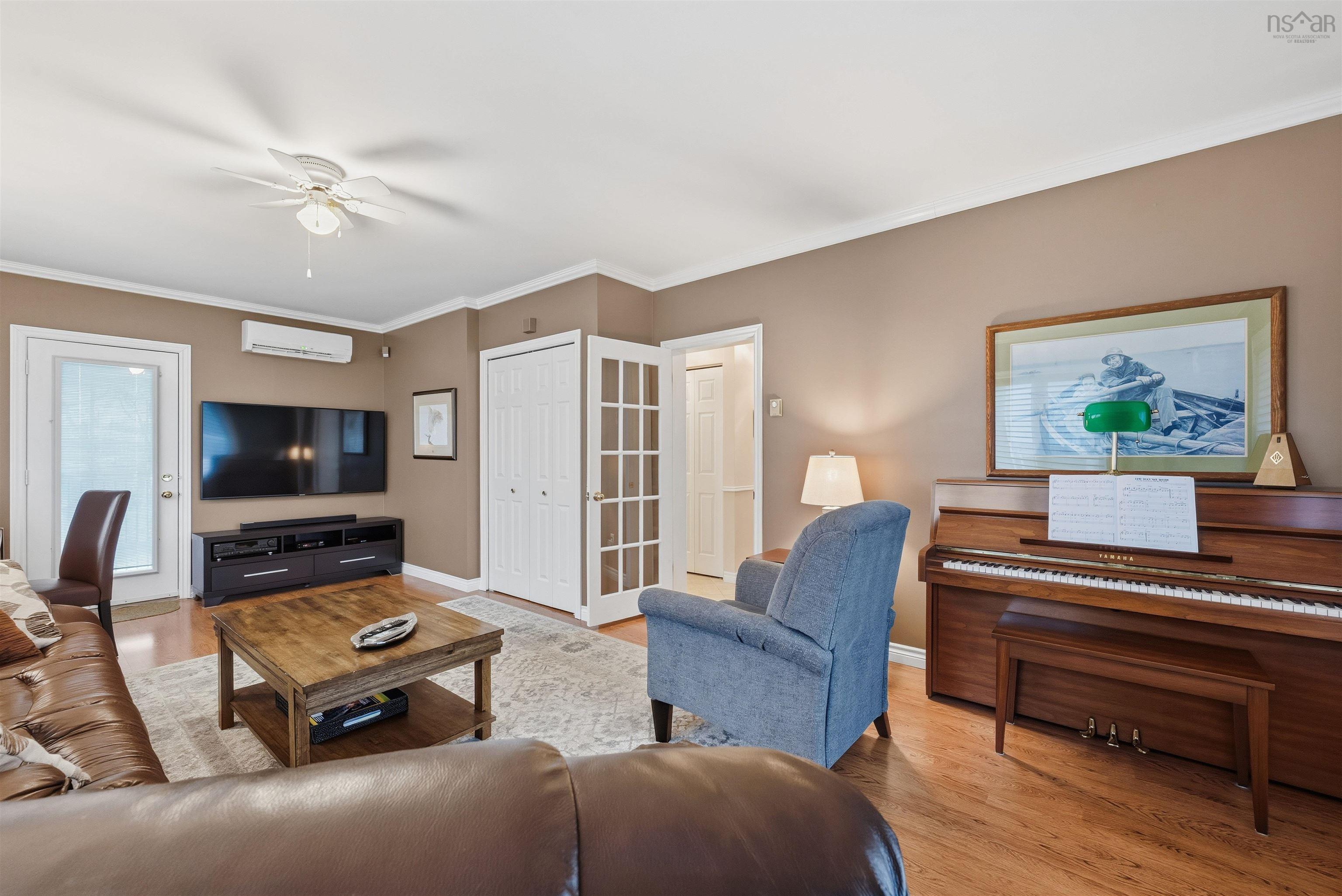 Thumbnail image for 55 Hardisty Court MLS<sup>®</sup> 202527706