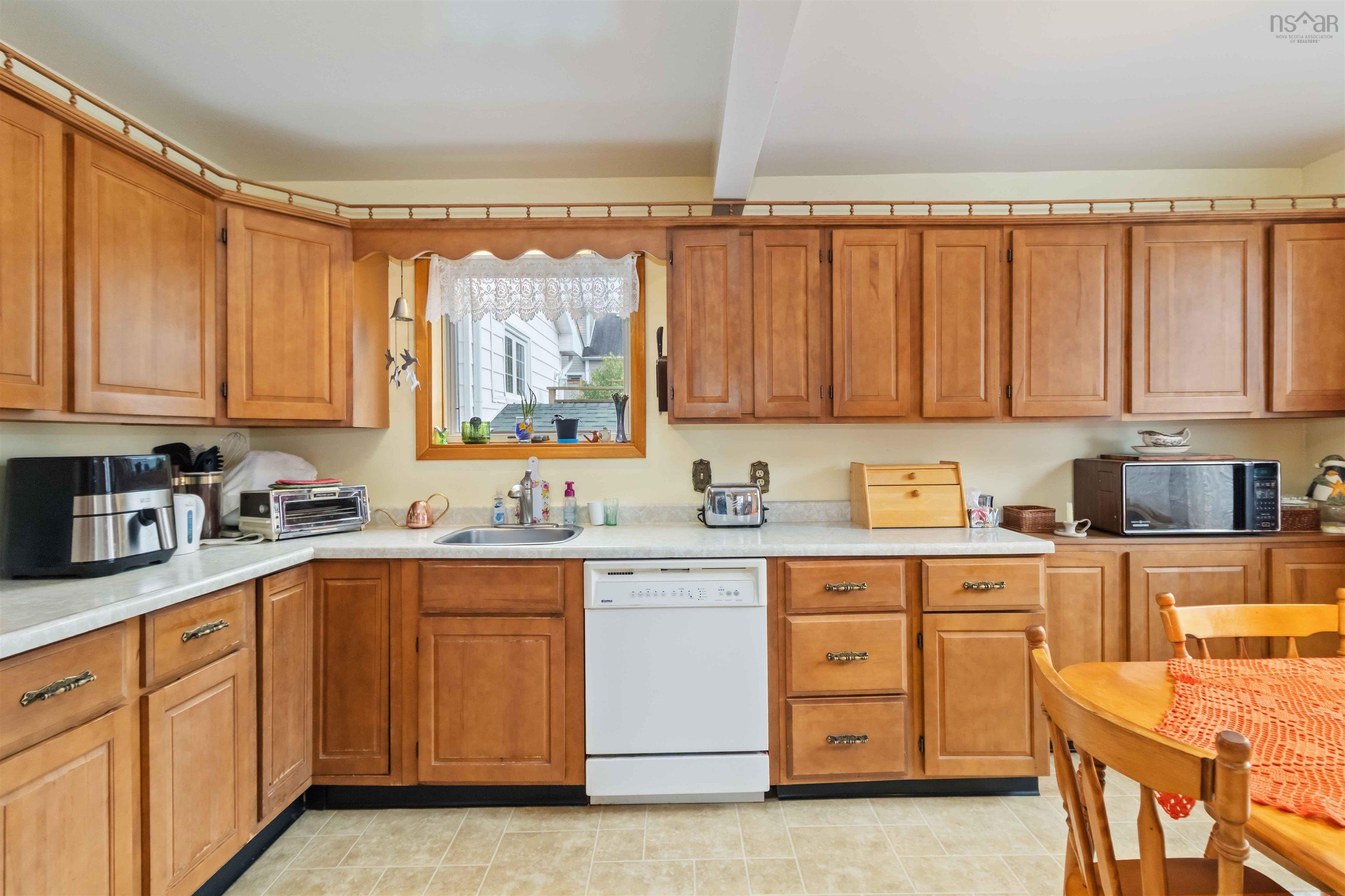 Thumbnail image for 2944 Connolly Street MLS<sup>®</sup> 202527757