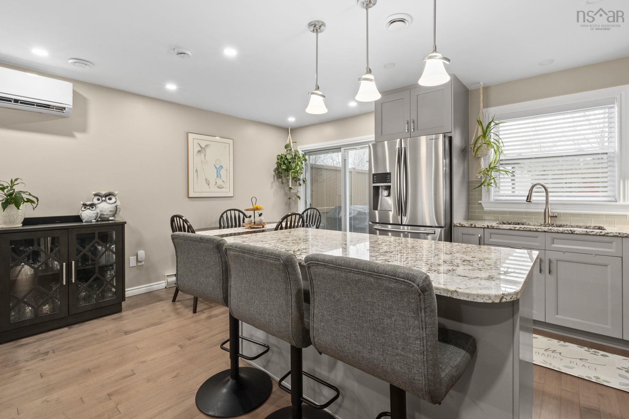 Thumbnail image for 41 Elmwood Drive MLS<sup>®</sup> 202527847