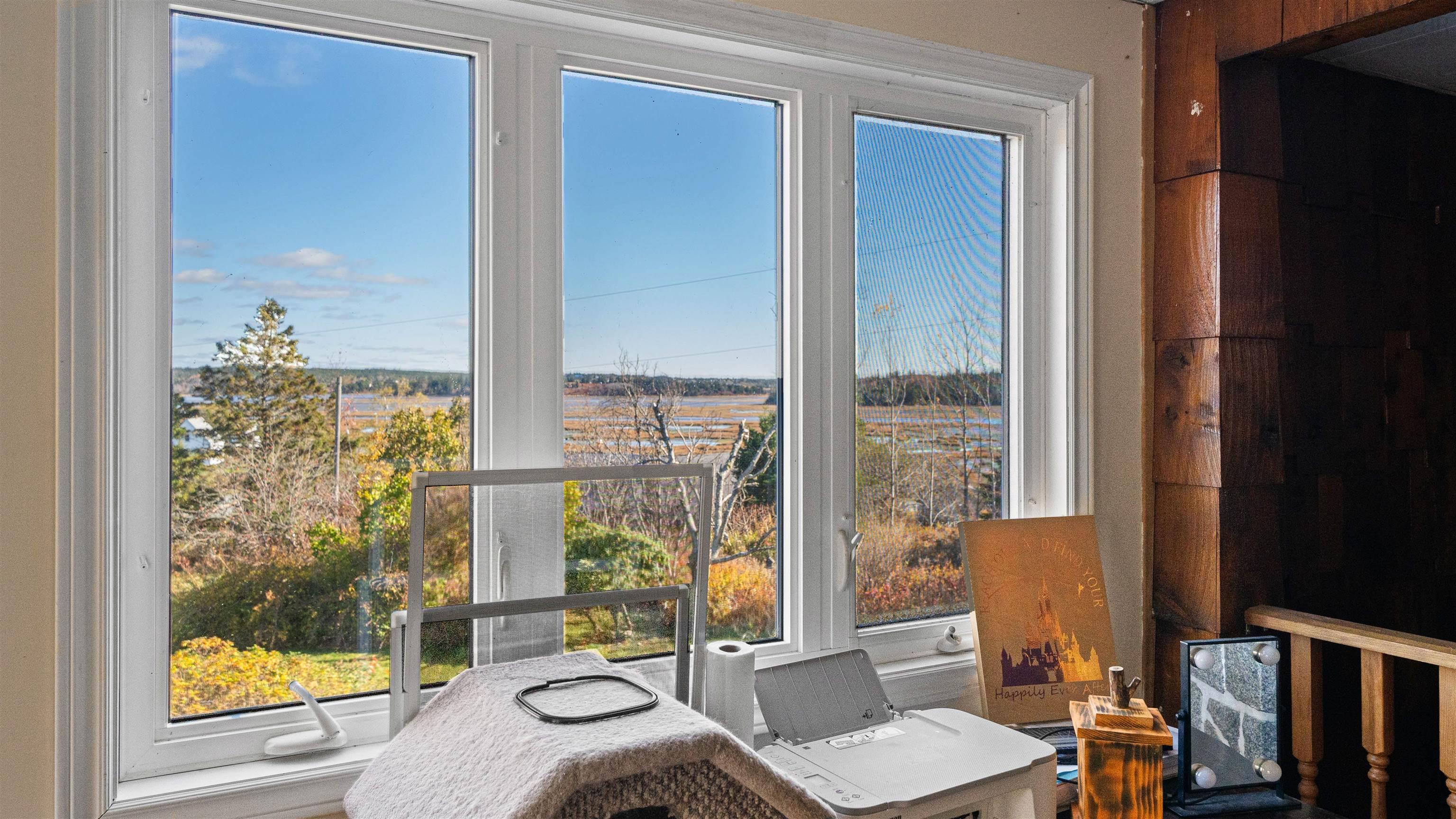 Thumbnail image for 36 Shore Road MLS<sup>®</sup> 202527873