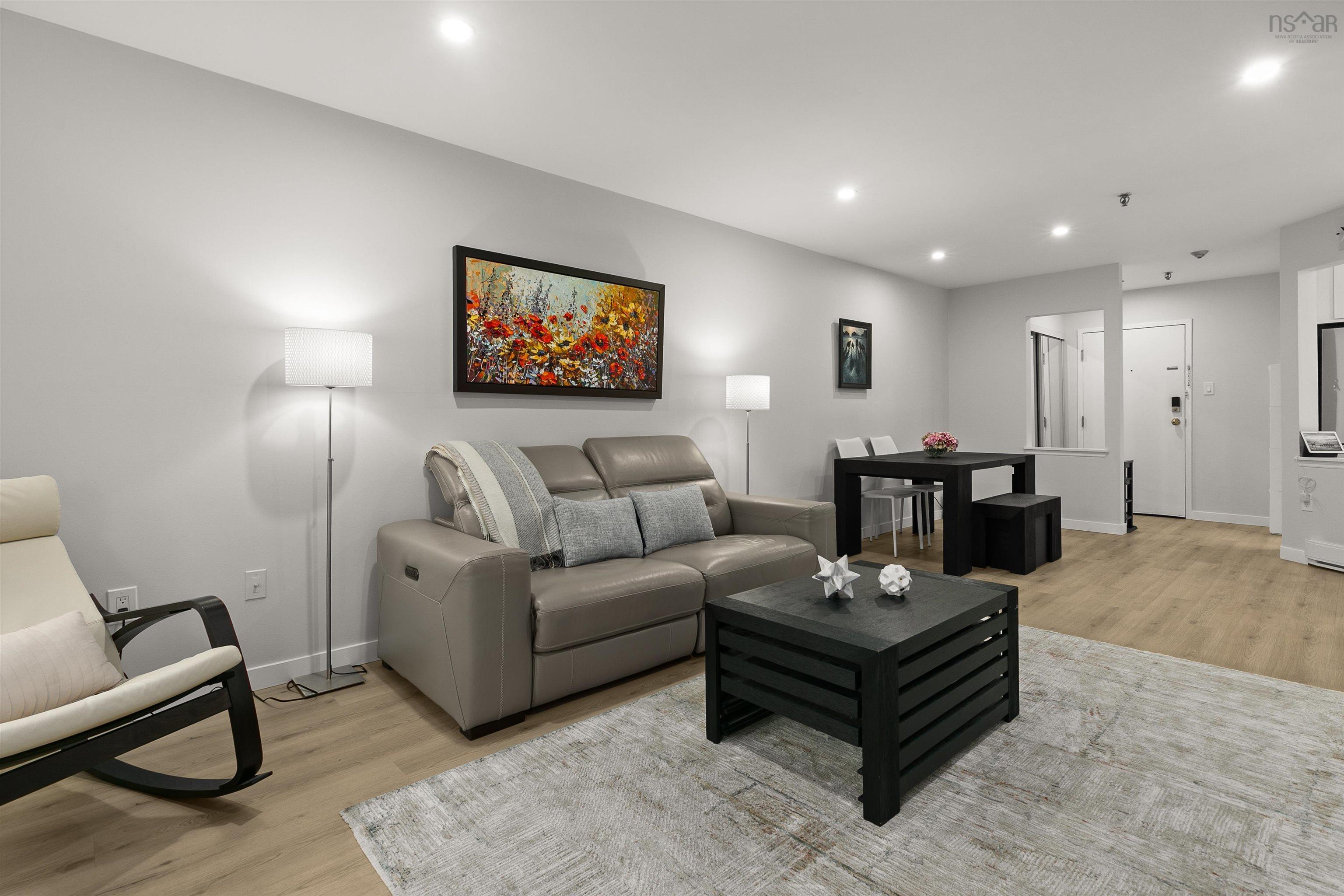 Thumbnail image for 202 80 Spinnaker Drive MLS<sup>®</sup> 202527907