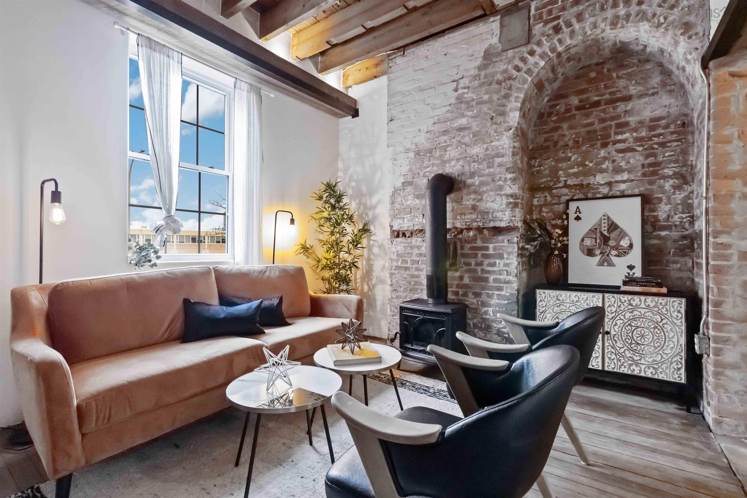 Thumbnail image for 2060 Brunswick Street MLS<sup>®</sup> 202528378