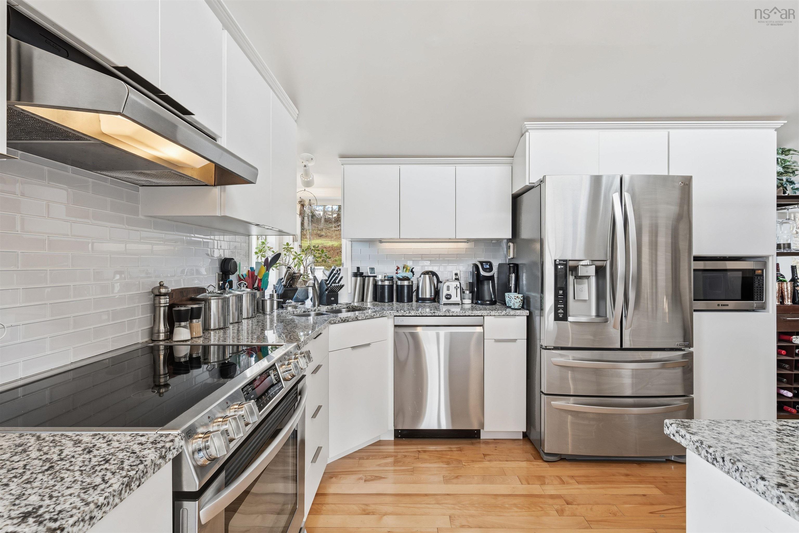 Thumbnail image for 11565 Peggys Cove Road MLS<sup>®</sup> 202528459