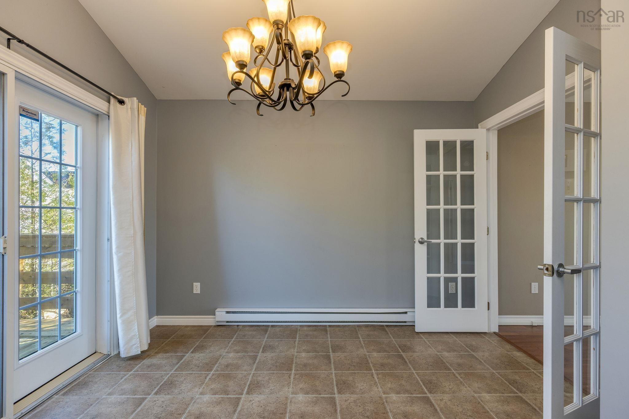 Thumbnail image for 112 Heritage Hills Drive MLS<sup>®</sup> 202528528