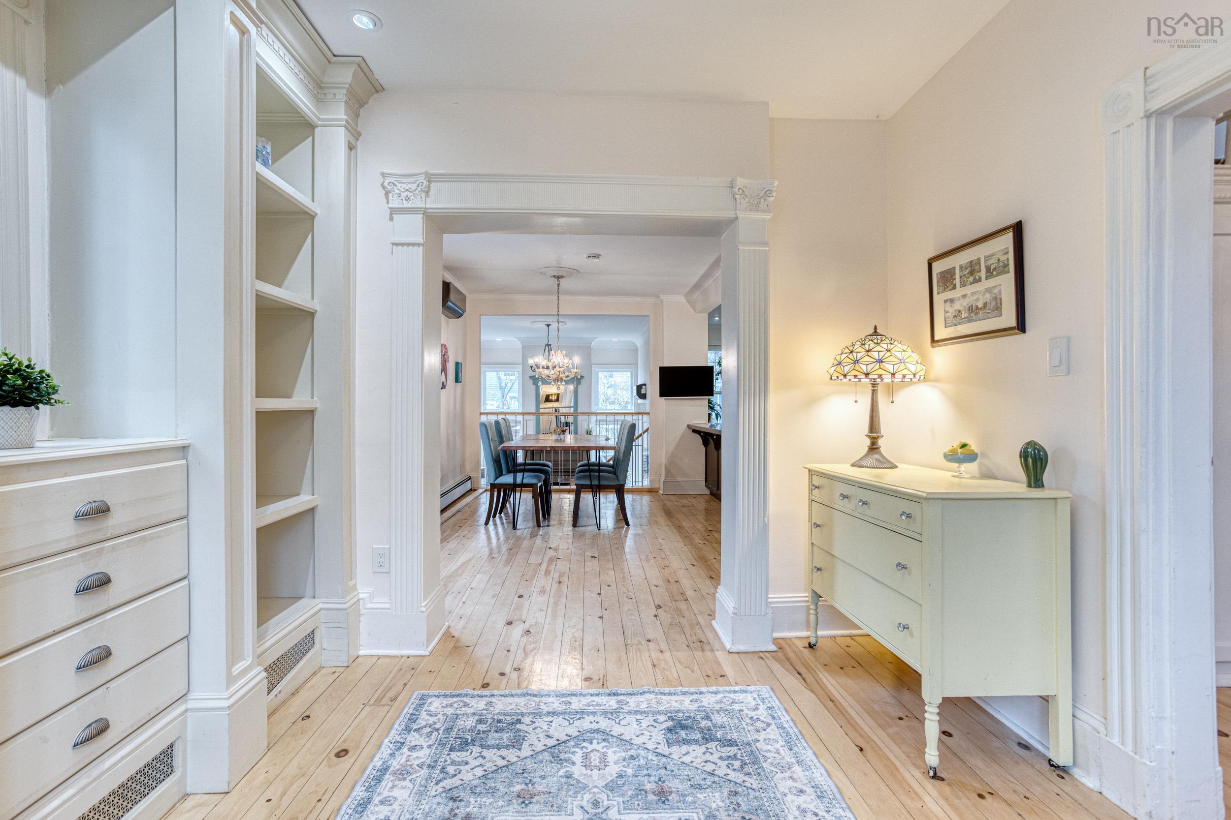 Thumbnail image for 6318 Lawrence Street MLS<sup>®</sup> 202528596