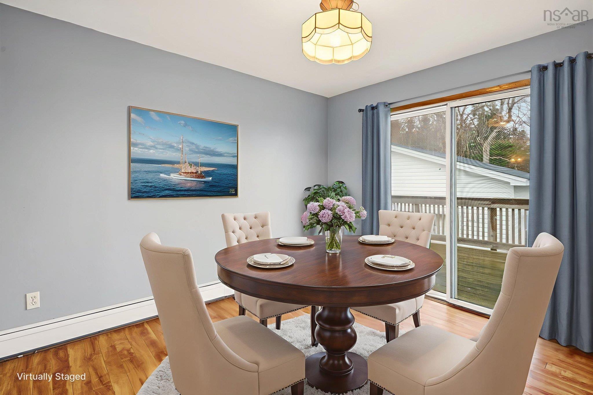 Thumbnail image for 35 Maple Drive MLS<sup>®</sup> 202528599