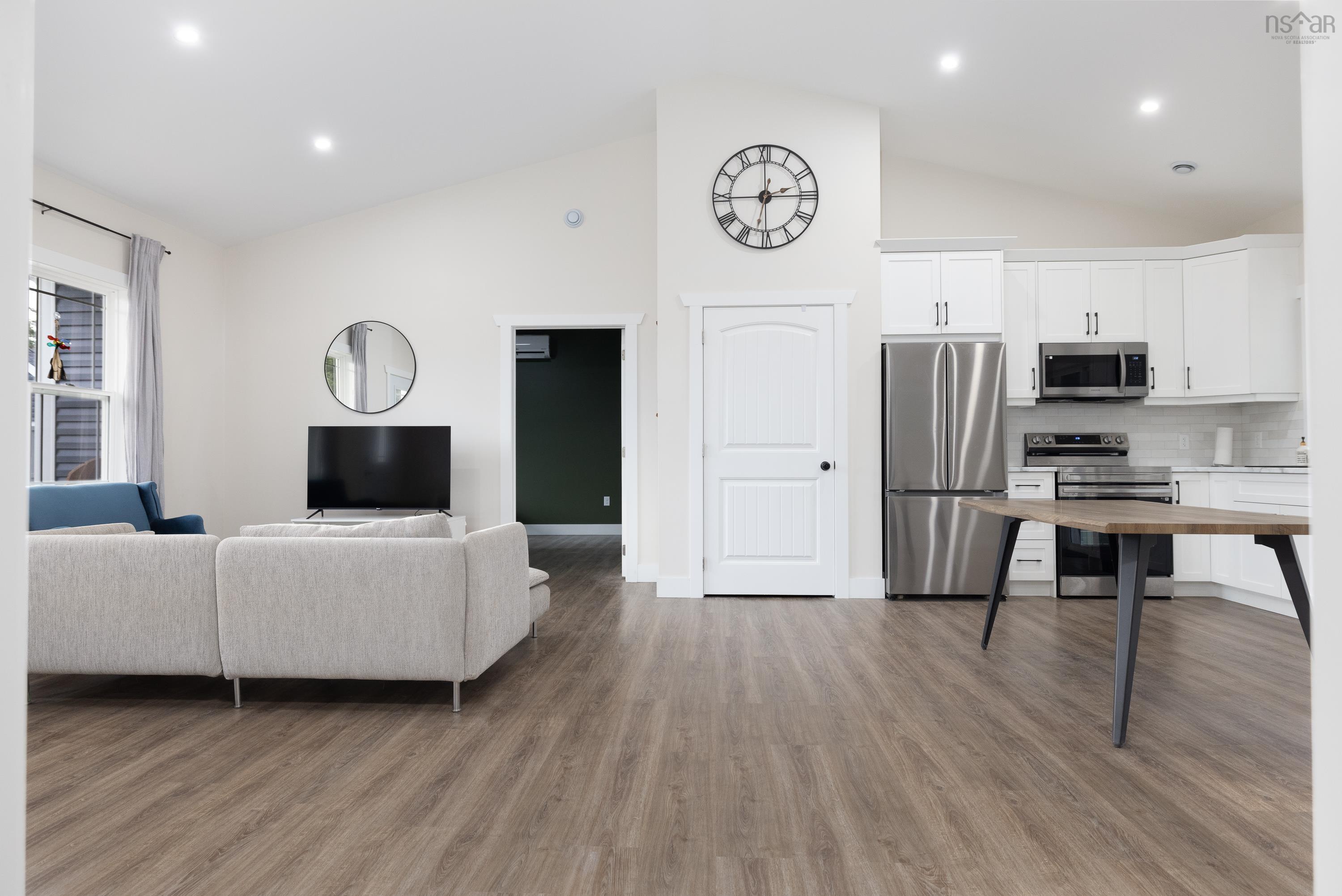 Thumbnail image for 101 English Point Road MLS<sup>®</sup> 202528672