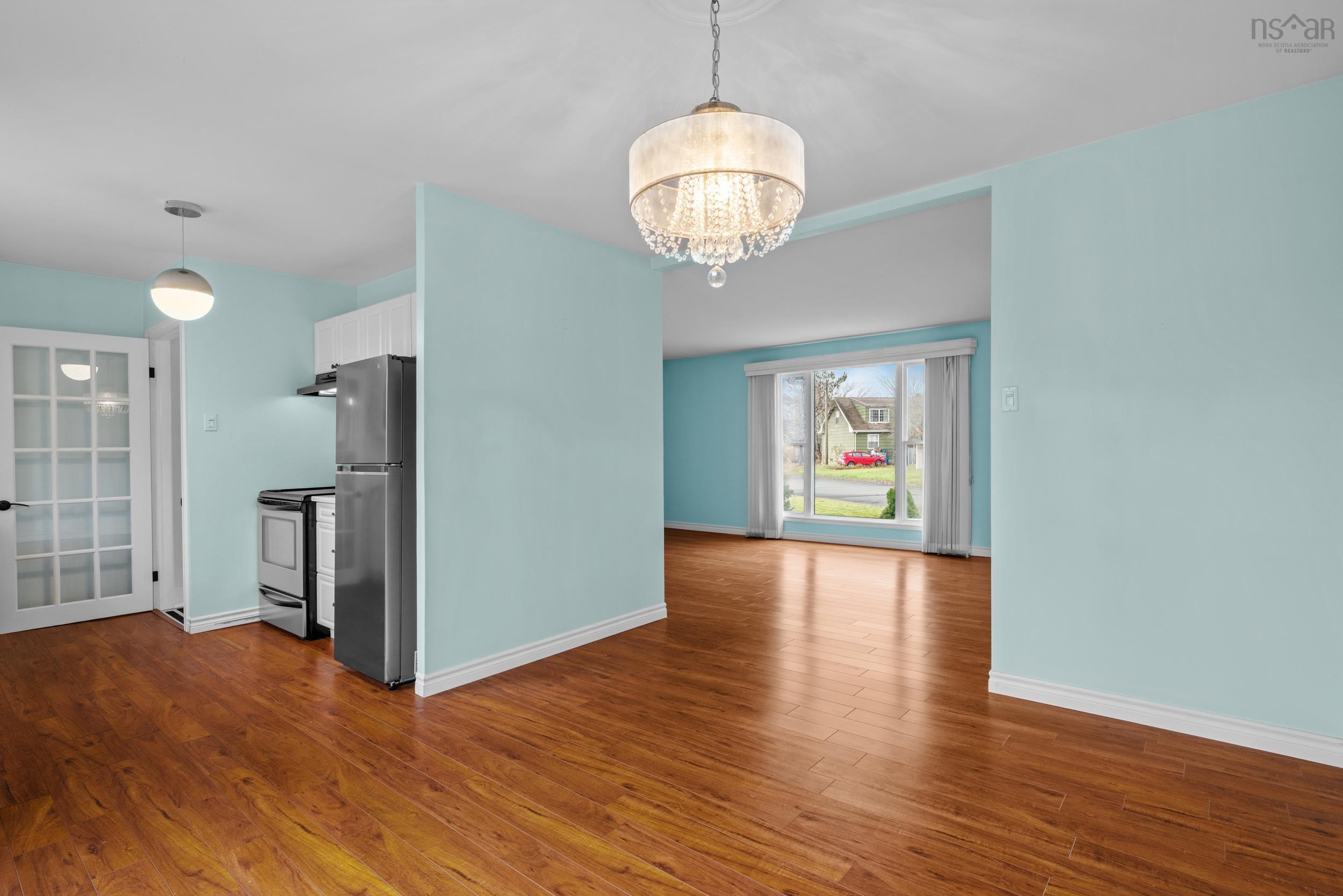 Thumbnail image for 17 Newcombe Drive MLS<sup>®</sup> 202528851