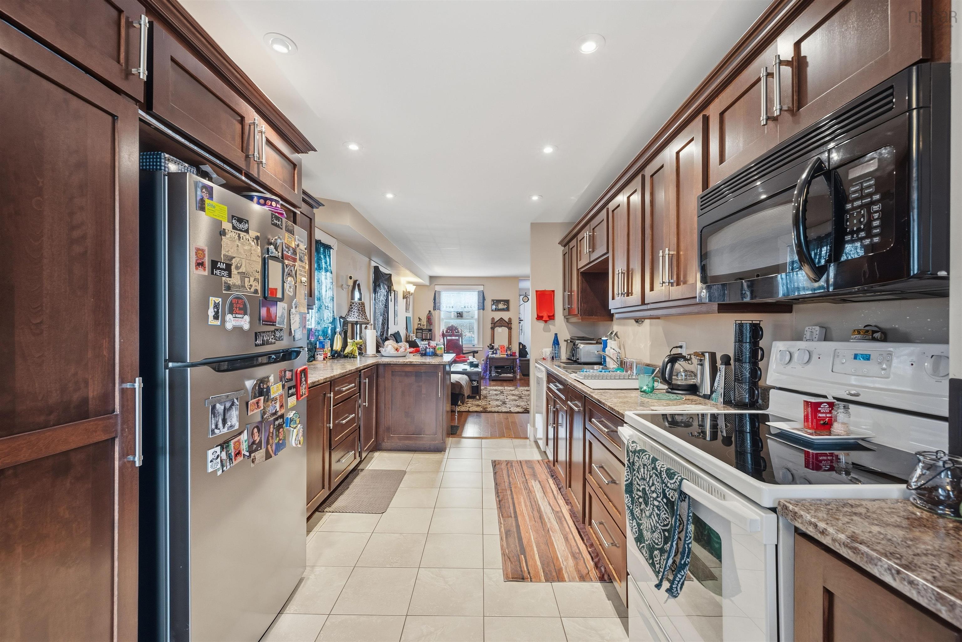 Thumbnail image for 6737 Huron Street MLS<sup>®</sup> 202529002